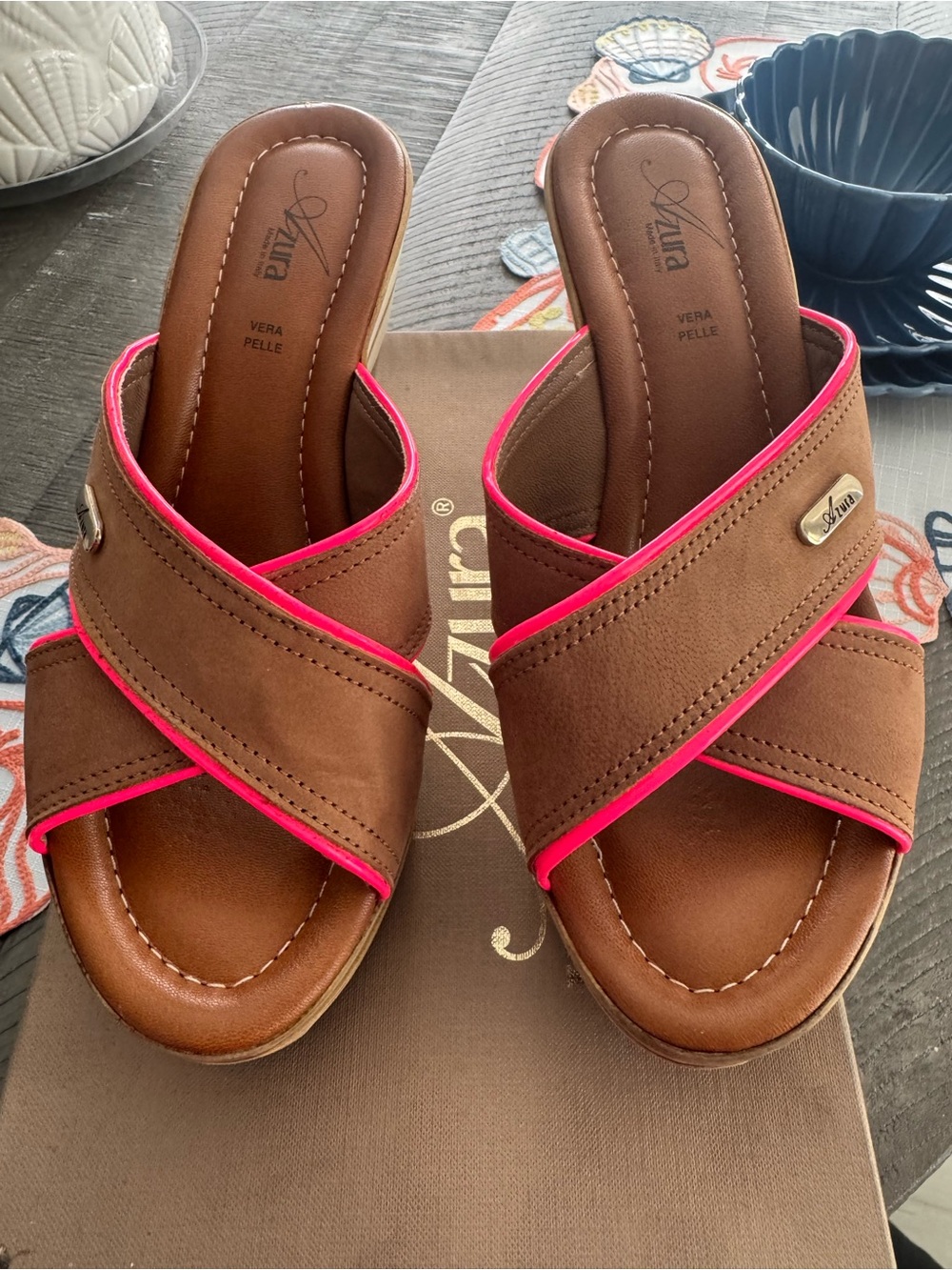 Azura Brown Slide Sandals with Pink Trim